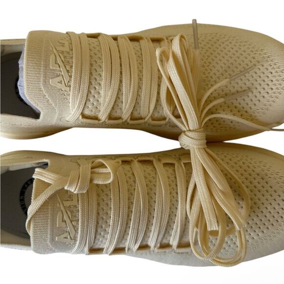 APL Men's Cream Vanilla Athletic Techloom Breeze Sneakers NWT - Picture 4 of 9